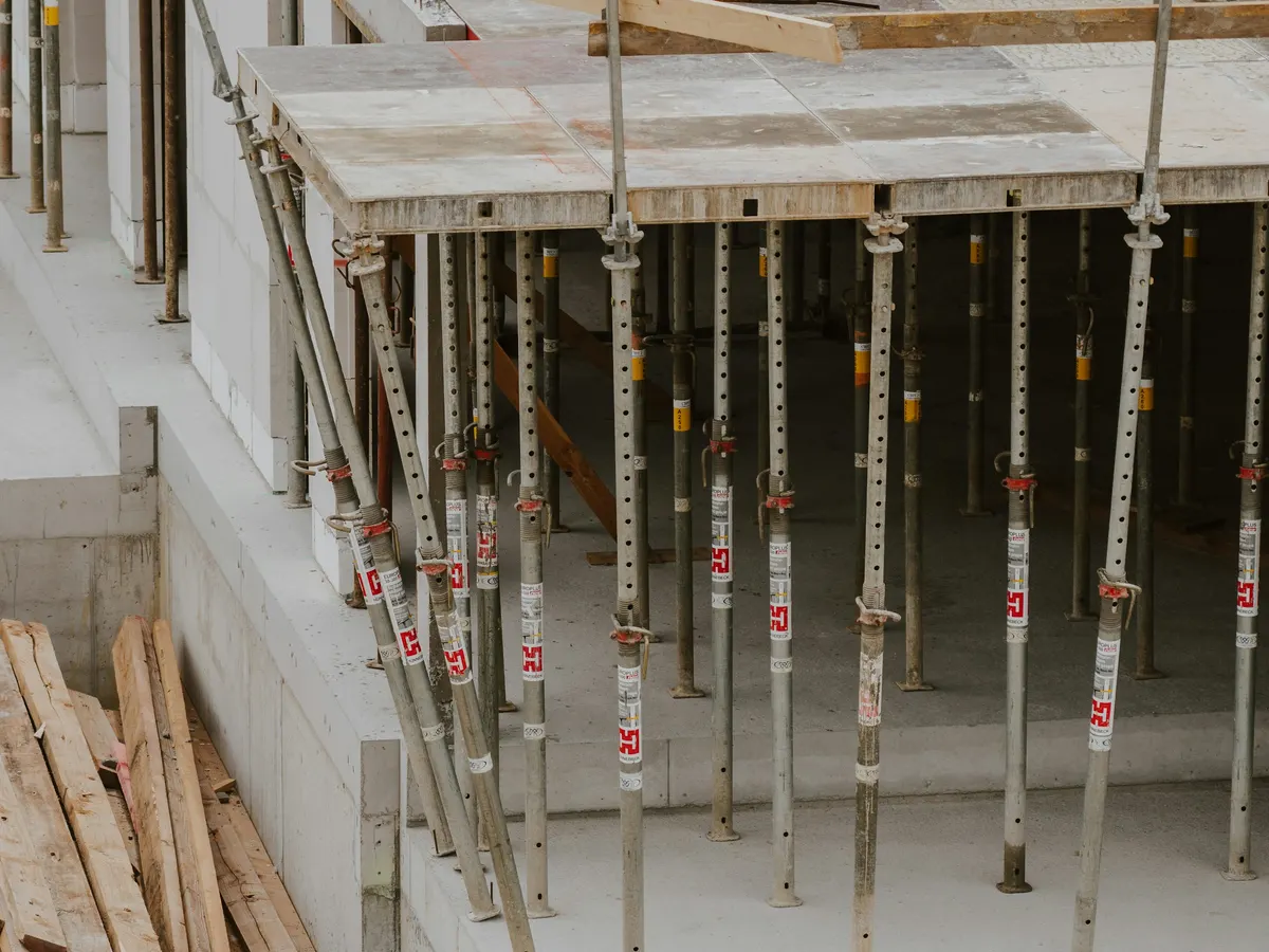 House slab foundation pour