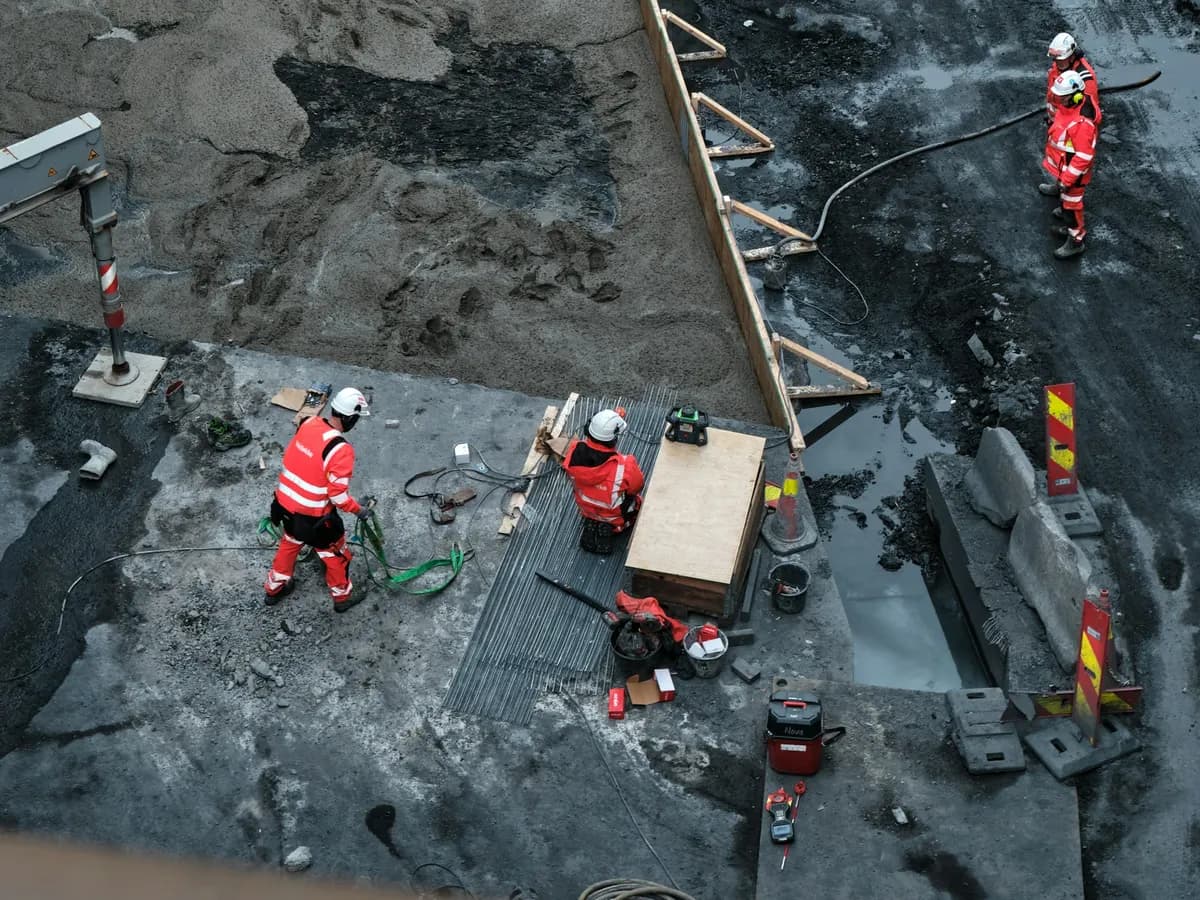 Industrial concrete slab works